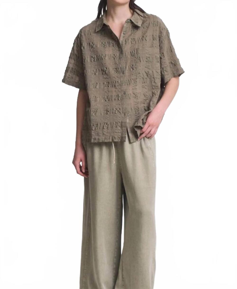 NEW GRADE & GATHER seer plaid button front short sleeve top in dusty olive